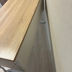 無料！LOWYAのパソコンデスクの画像