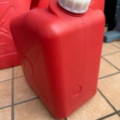灯油タンク 18リットルと10リットル 3本まとめての画像