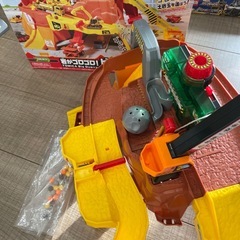 岩がゴロゴロ！ピッグ工事現場
の画像