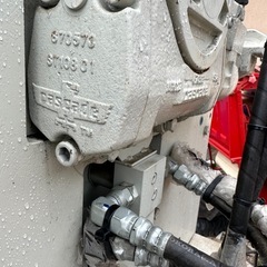 フォークリフト用ロールクランプアタッチメント　油圧式　新品未使用の画像