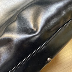 youta  鍵付き　革製　リュック　黒の画像