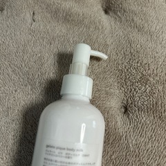 未使用　ジェラートピケ　ボディミルク　リッチストロベリーの香りの画像