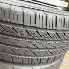 NS2R195/45/17が2本NS25　195/45/17が1本の画像