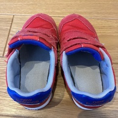 ニューバランス　15.5
の画像