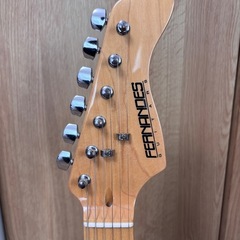 フェルナンデス　LE-1Z メイプル
指板の画像