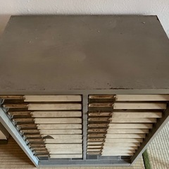 事務用 書類棚 ケースの画像