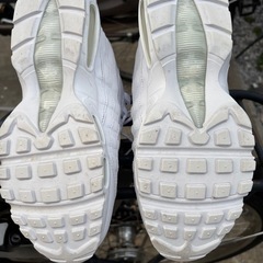NIKE AIR MAX   白
の画像