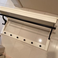 IKEA  　壁につける棚？洋服ハンガー？の画像