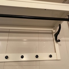 IKEA  　壁につける棚？洋服ハンガー？の画像