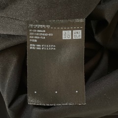 ワンピース　黒の水玉　UNIQLOの画像