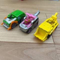 パウパトロール パウっと出動！DXパウステーション&ビーグル3台の画像