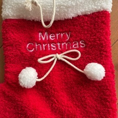 中古品クリスマス用大きい靴下＆グリーンの帽子の画像