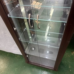 ガラス扉ショーケース！照明付きです！！！の画像