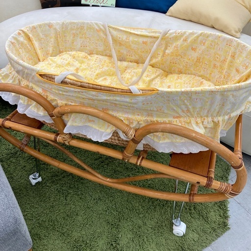 レトロ　ヴィンテージ　ラタンゆりかご　ベビーベッド