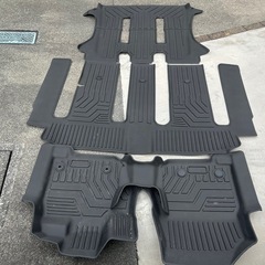 フリードGT系　フロアーマット　ハイブリッド　6人用の画像
