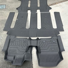 フリードGT系　フロアーマット　ハイブリッド　6人用の画像