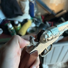 ピストルの画像