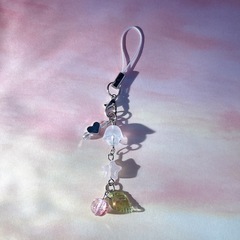 桃ストラップの画像