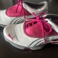 レディース　ゴルフシューズ　puma 23.5cmの画像