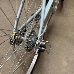 【ほぼ新品】セオサイクルのPentasライト 27インチの画像