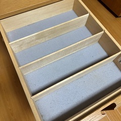 サイドチェストの画像