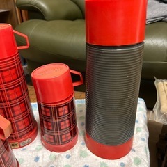 横浜市　
昭和のアラジン水筒4点セットの画像