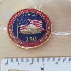 限定品! アメリカ合衆国　2026年　250周年 記念 July4 金箔コインの画像