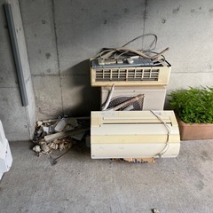 「受け渡し予定者確定」　
室外機5台、エアコン5台の画像