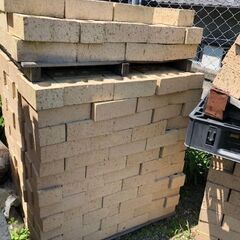 レンガ　ホワイト（積用基本）110円の画像