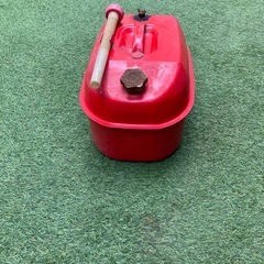 ガソリン携行缶20リットルの画像