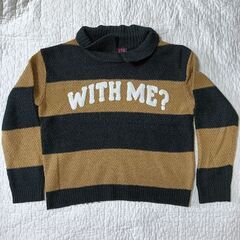 130cm OLLINKARI黒プリーツスカート、黒×ベージュボーダーニット2点セットの画像