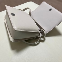 新品未使用】H&M 2wayキルティング ショルダーハンドバッグ アイボリーの画像