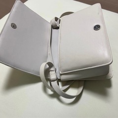 新品未使用】H&M 2wayキルティング ショルダーハンドバッグ アイボリーの画像