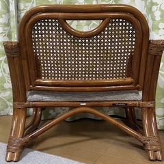 籐の椅子　座椅子　
ラタンチェアの画像