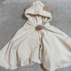 Amorosa フリースポンチョ ホワイトの画像