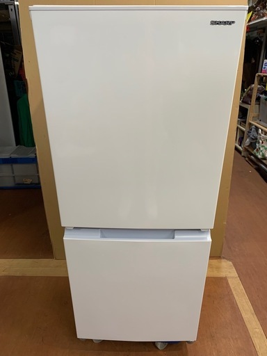 ★152L★ 2022年製  SHARP シャープ ノンフロン冷凍冷蔵庫 SJ-15E9-W ※清掃済み！