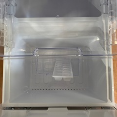 ★152L★ 2022年製  SHARP シャープ ノンフロン冷凍冷蔵庫 SJ-15E9-W ※清掃済み！の画像