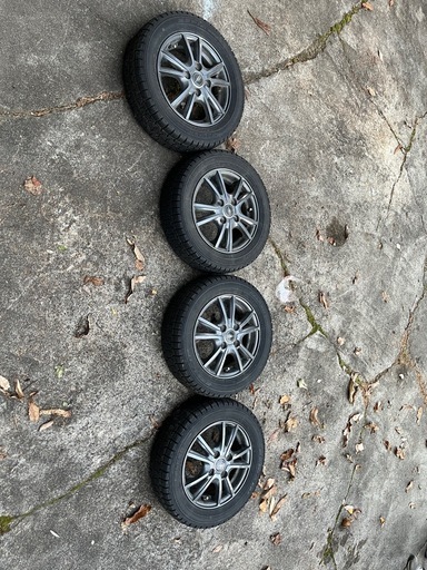 【購入者確定】13インチWedsホイール18年製スタッドレス付き