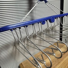 洗濯用10連ハンガー　ワイヤー式　ライトブルーの画像