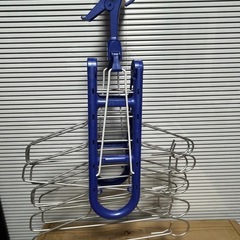 洗濯用10連ハンガー　ワイヤー式　ライトブルーの画像