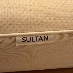 ダブルベッドフレーム&マットレスの画像