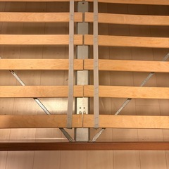 ダブルベッドフレーム&マットレスの画像