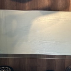 ニトリ　ガラステーブルの画像