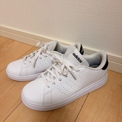 美品♡adidas♡アドバンコート ベース 2.0 ブラック ホワイトの画像