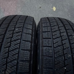 185/70/14 ブリジストン VRX2 スタッドレスタイヤ ホイール付きの画像