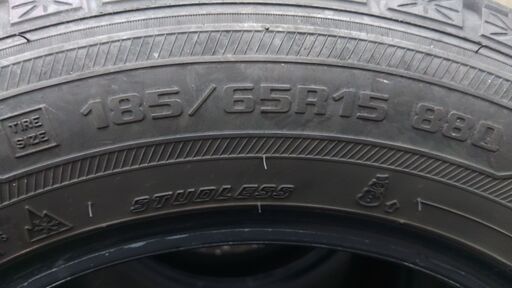 中古スタッドレス185/65-15グッドイヤーアイスナビ6パンク歴無し