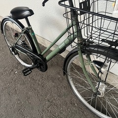 11J81  シティサイクル２６サイズ　６段変速オートライト　自転車専門店の中古車です★　【消費税込み・防犯登録６００円込み】の画像