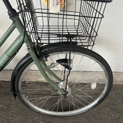 11J81  シティサイクル２６サイズ　６段変速オートライト　自転車専門店の中古車です★　【消費税込み・防犯登録６００円込み】の画像