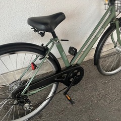 11J81  シティサイクル２６サイズ　６段変速オートライト　自転車専門店の中古車です★　【消費税込み・防犯登録６００円込み】の画像