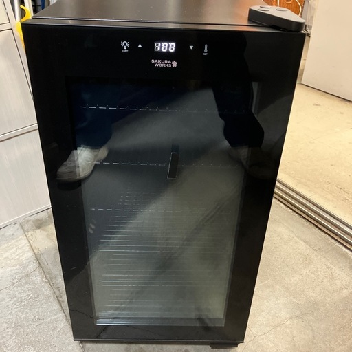 ☆値下げ☆　石2511-177 さくら製作所　ZERO CLASS ワインセラー　キズ汚れ有り
